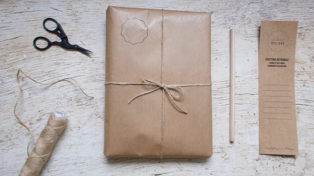 Carnet d'écriture A5 personnalisable couverture liège fait main