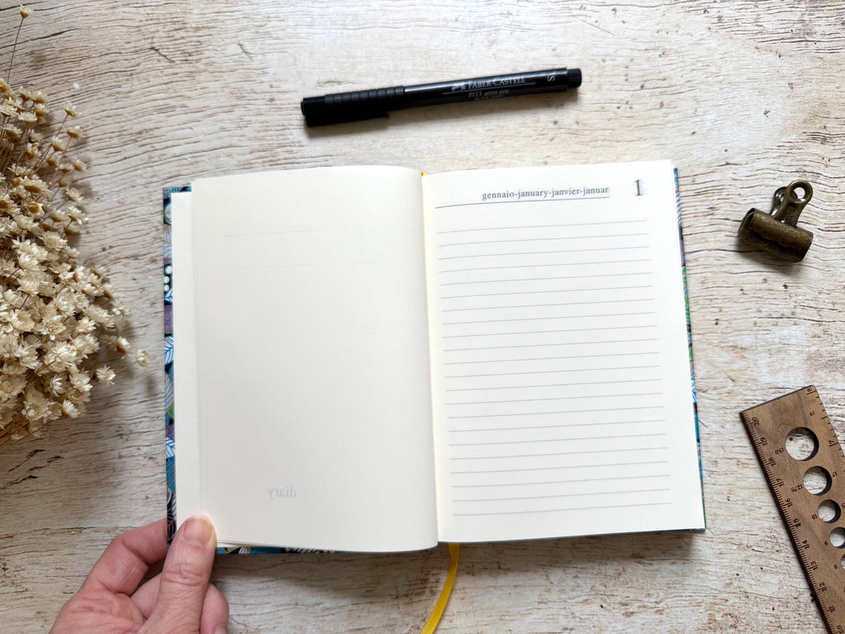 Vue intérieure des pages non datées de l'agenda perpétuel