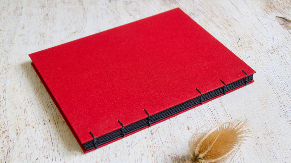 Album photos A4 portrait personnalisable reliure copte fait main en Bretagne